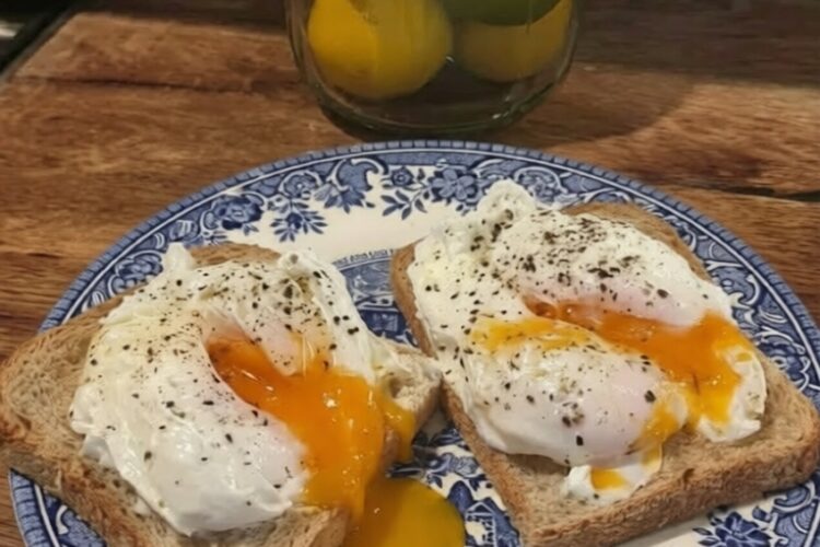 Air Fryer Poached Eggs